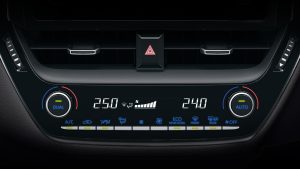 Corolla Sedán interior