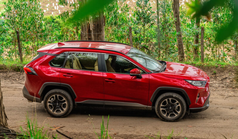 
								RAV4 full									
