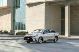 
										Yaris Sedán full									