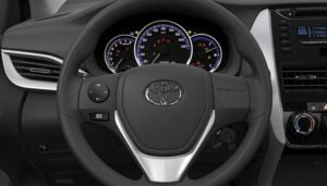 yaris sedan equipamiento 4