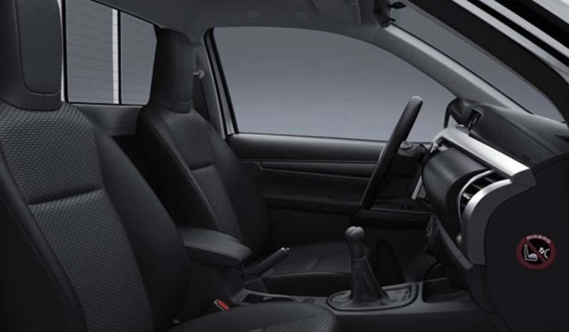 
								Hilux Cabina Sencilla full									
