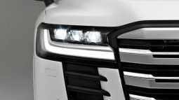 
										Land Cruiser 300 full									