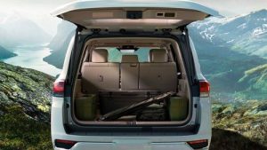 land cruiser 300 diseno interior