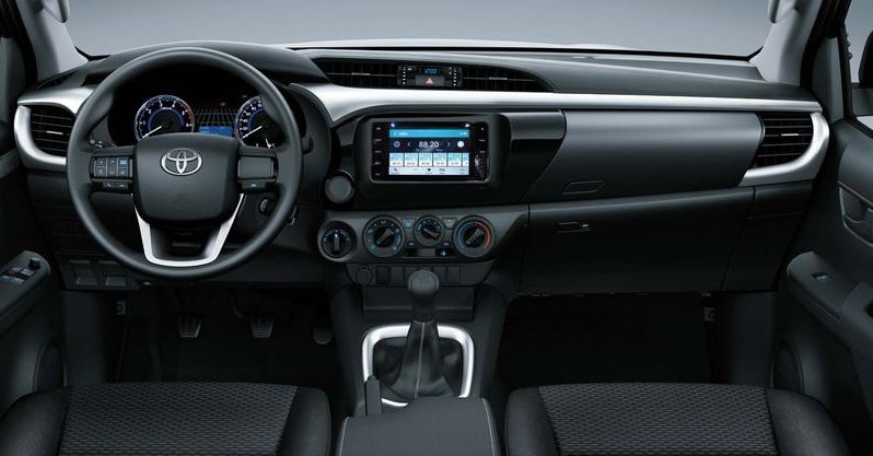 
								Hilux Cabina Sencilla full									