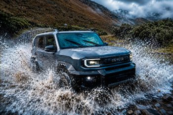 Land Cruiser FJ