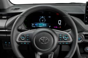 Toyota Yaris Plata Volante
